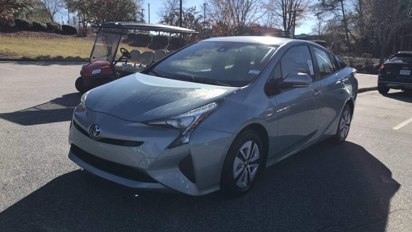 2018 toyota prius two
