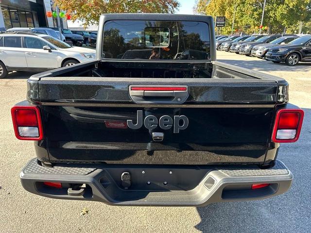 2022 jeep gladiator sport