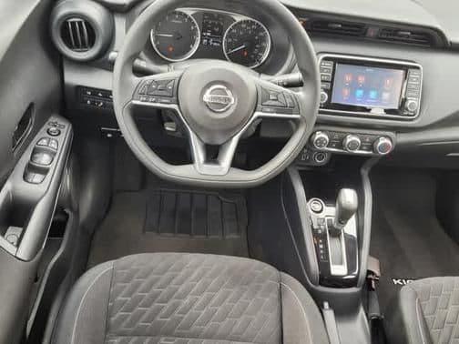 2021 nissan kicks in saint paul, minnesota