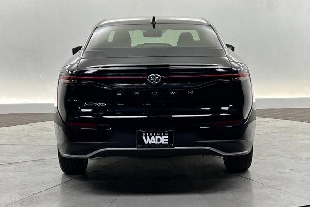 2024 toyota crown xle