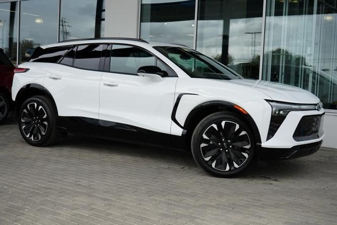 new 2024 chevrolet blazer ev eawd rs