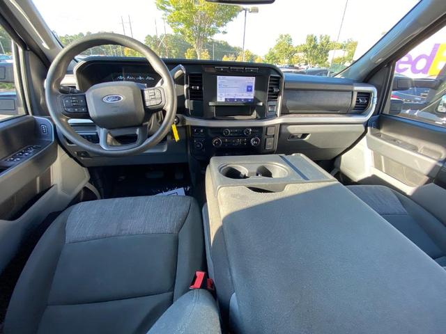 2023 ford f-350 xlt