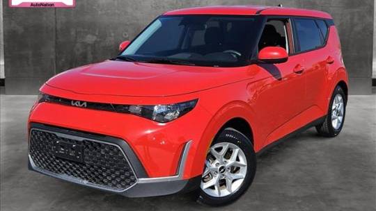 2023 kia soul lx