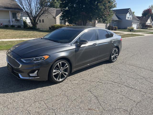 2019 ford fusion titanium