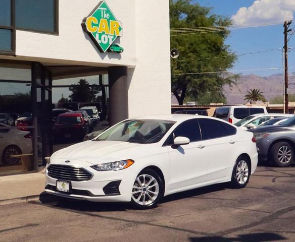 2019 ford fusion se