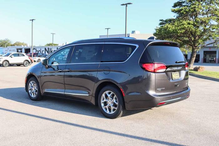 new 2019 chrysler pacifica limited broken arrow, ok 74012 for sale in broken arrow, oklahoma
