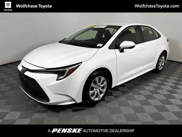 2023 toyota corolla hybrid le