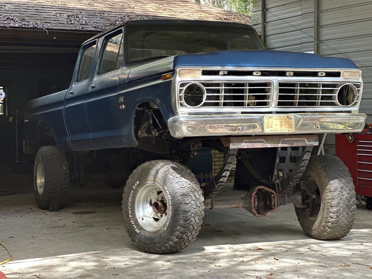 1975 ford f250 blue crew cab
