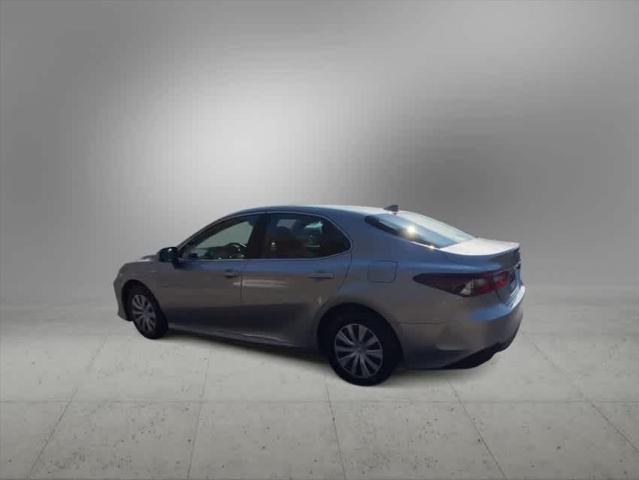 2021 toyota camry le