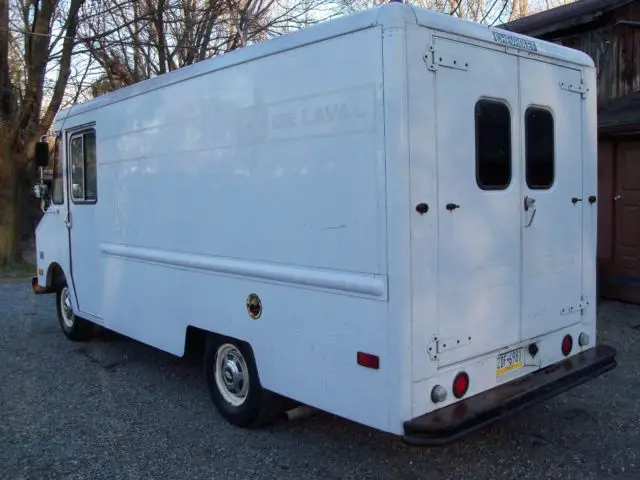 1979 chevrolet 3/4 ton aluminum body step van w/shelving gm crate motor 350 5.7l