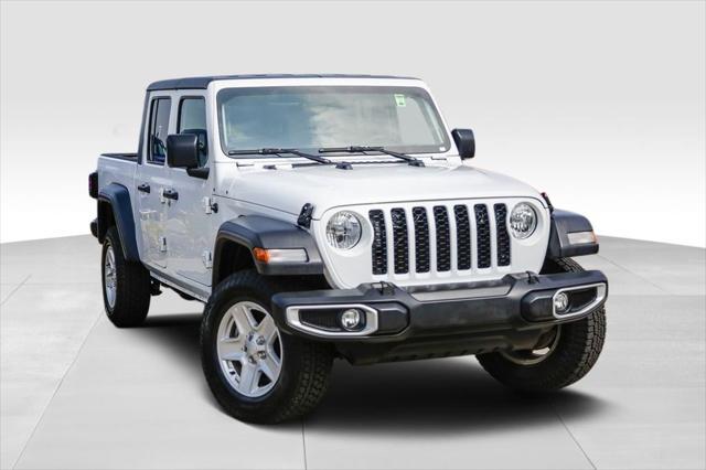 2023 jeep gladiator sport s