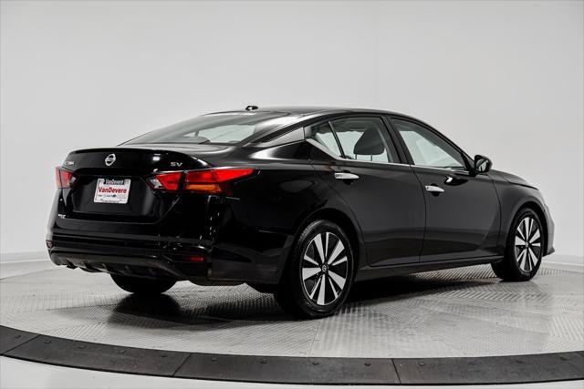 2022 nissan altima 2.5 sv