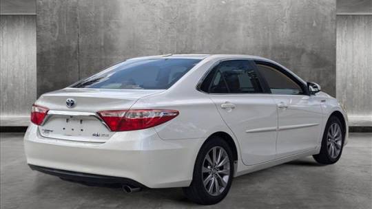 2016 toyota camry hybrid xle
