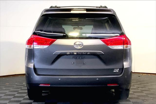 2012 toyota sienna xle