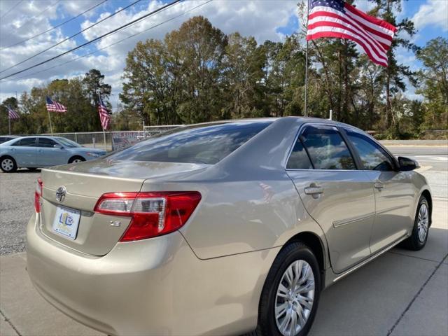 2013 toyota camry le