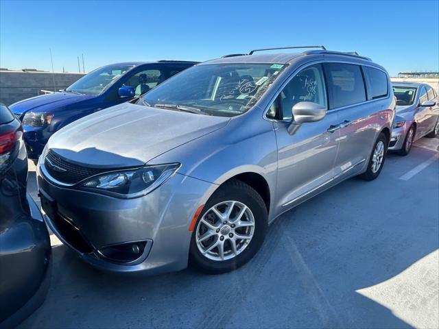 2020 chrysler pacifica touring l