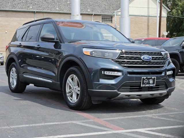 2022 ford explorer xlt