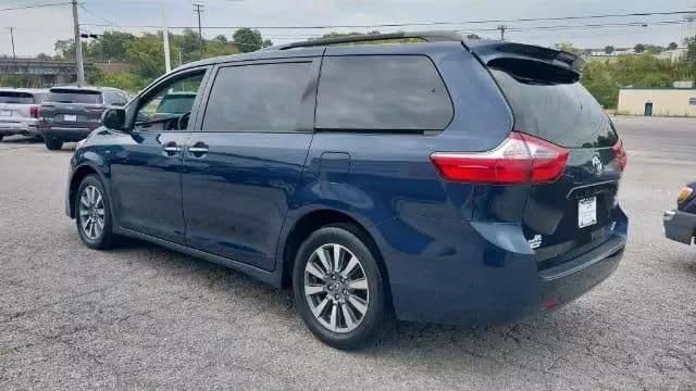 2020 toyota sienna xle minivan 4d in shelbyville, kentucky