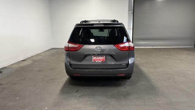 2017 toyota sienna xle premium
