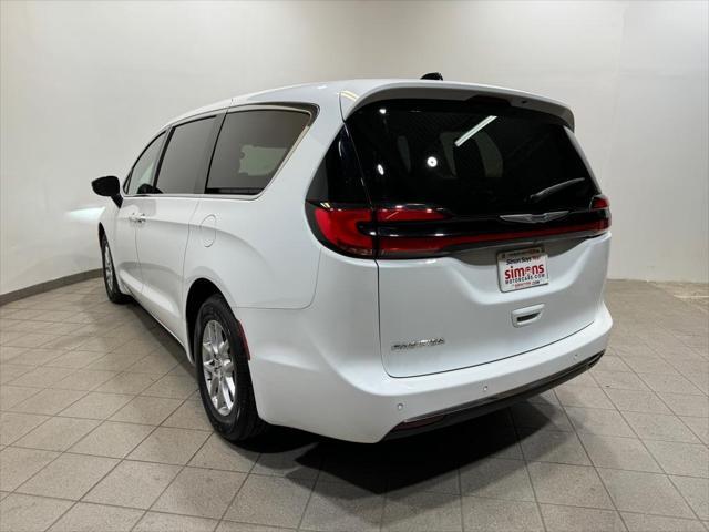 2024 chrysler pacifica touring l