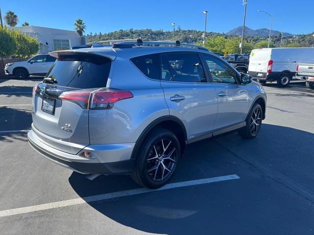 2018 toyota rav4 hybrid se