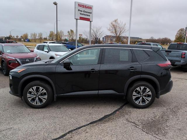 2021 nissan rogue sv