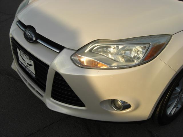 2012 ford focus sel