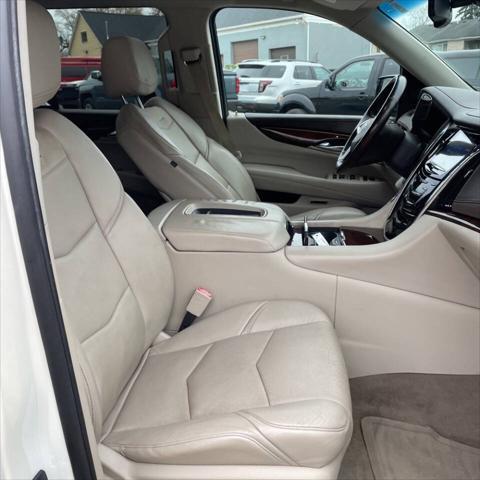 2015 cadillac escalade standard