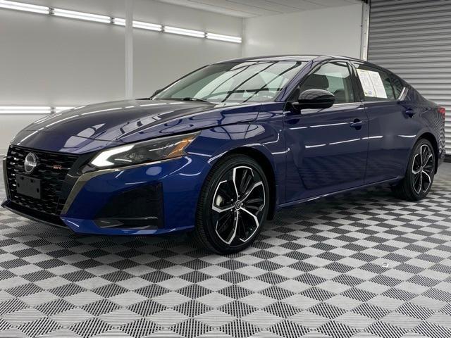 2023 nissan altima 2.5 sr