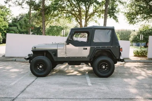 jeep wrangler sahara yj 48k miles florida clean carfax no accidents!