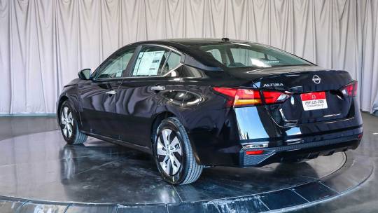 2025 Nissan Altima