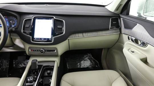 2024 volvo xc90 b6 plus bright theme 7p