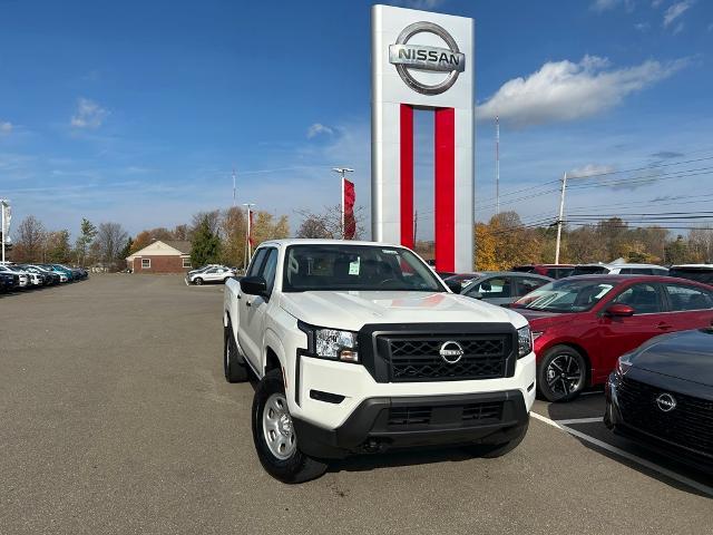 2023 nissan frontier s