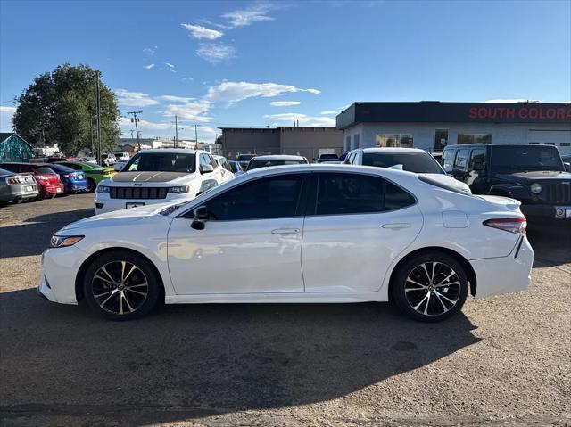 2018 toyota camry se