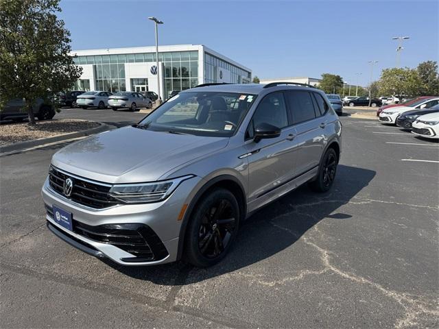 2024 volkswagen tiguan 2.0t se r-line black