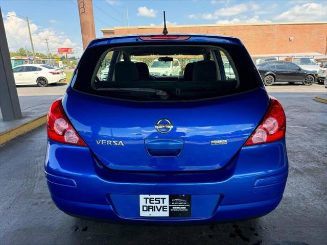 2012 nissan versa 1.8 s