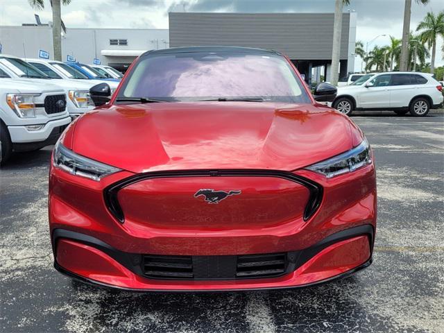 2022 ford mustang mach-e premium