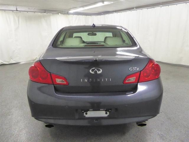 2012 infiniti g37x base