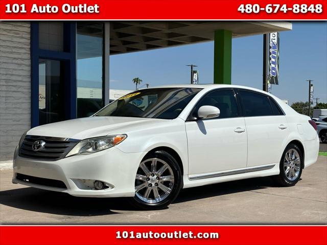 2011 toyota avalon base