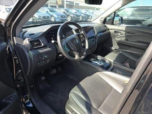 2022 honda pilot touring 7-passenger in topeka, kansas