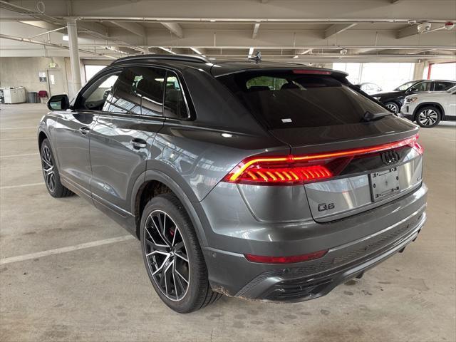 2022 audi q8 55 premium plus