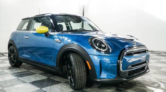 2024 Mini Hardtop