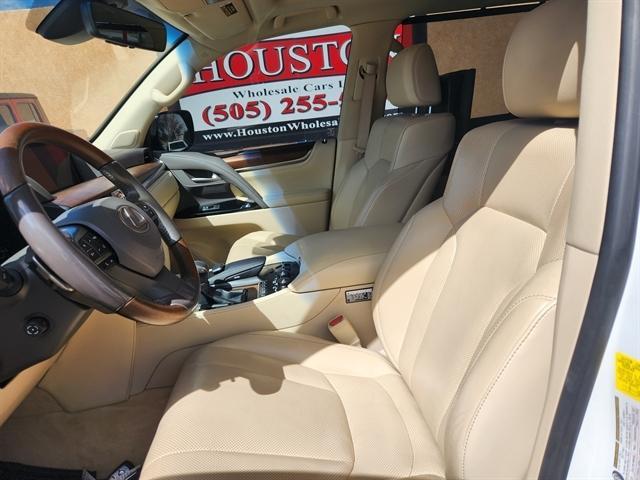 2017 lexus lx 570 base