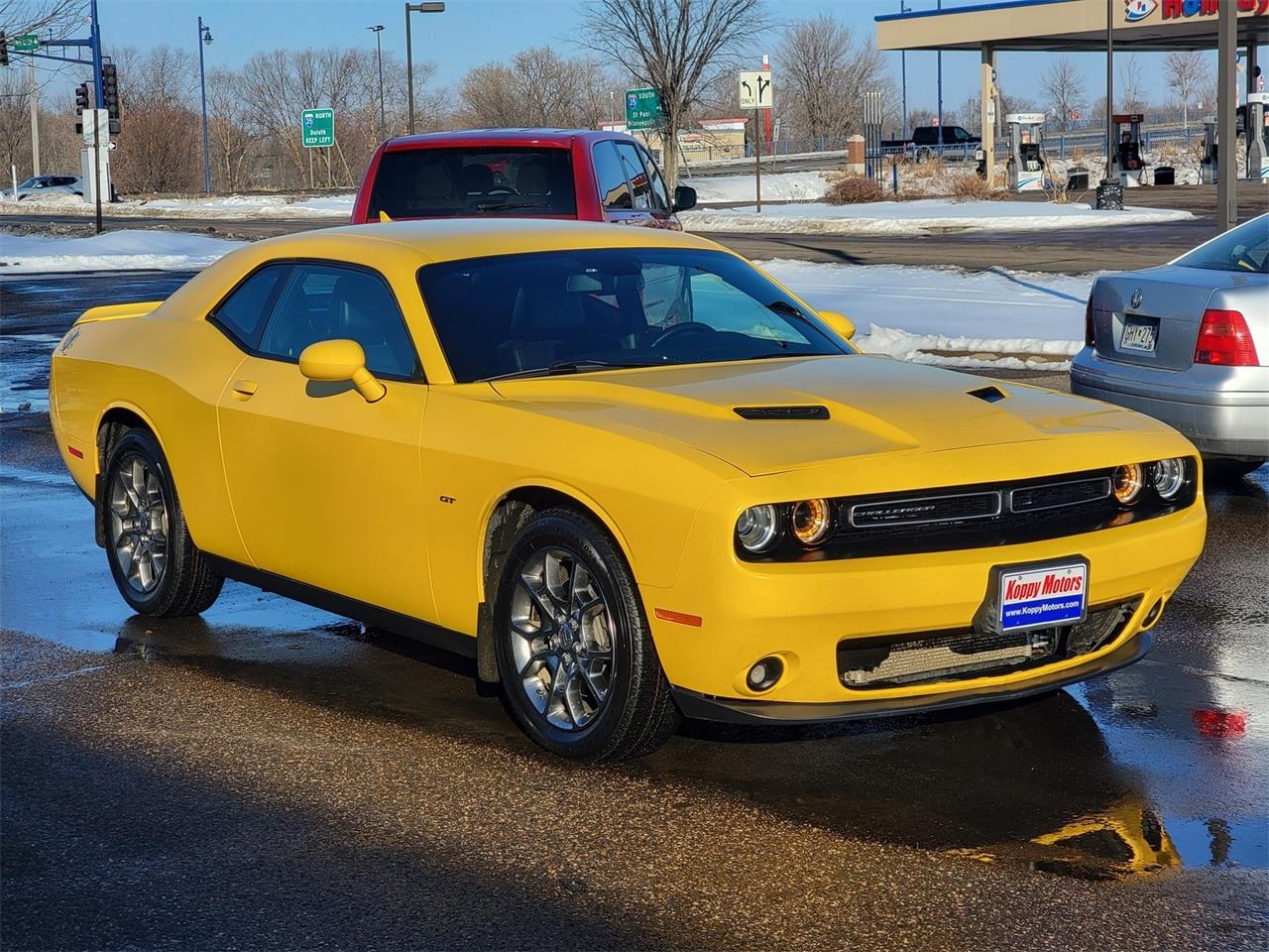 2017 dodge challenger