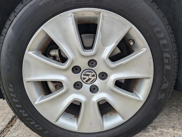 2010 volkswagen new beetle 2.5l