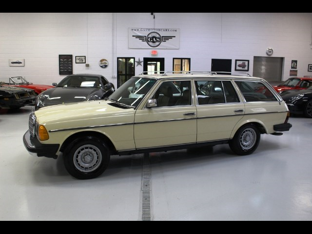 1984 mercedes-benz 300 series 300td-t 372918 miles white diesel 5 cylinder engi