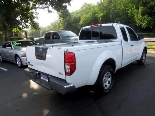 2006 nissan frontier in co bluffs, iowa