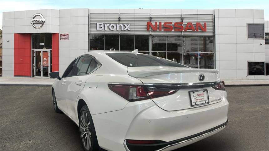 2021 lexus es 250 base