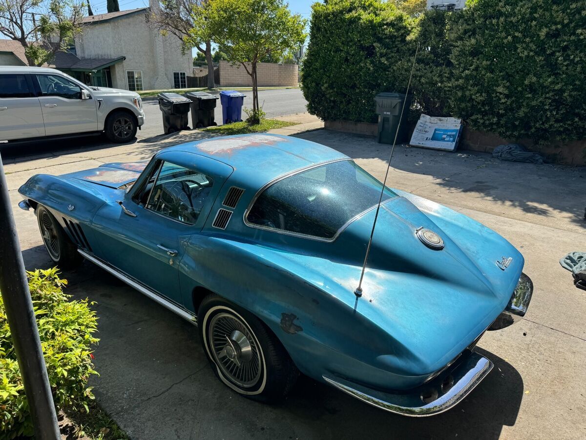 1965 chevrolet corvette stingray 327 v8 365hp 4,speed