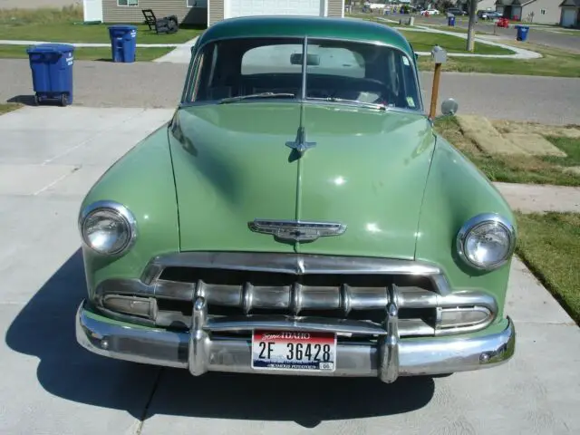 1952 chevrolet styleline deluxe 4 door